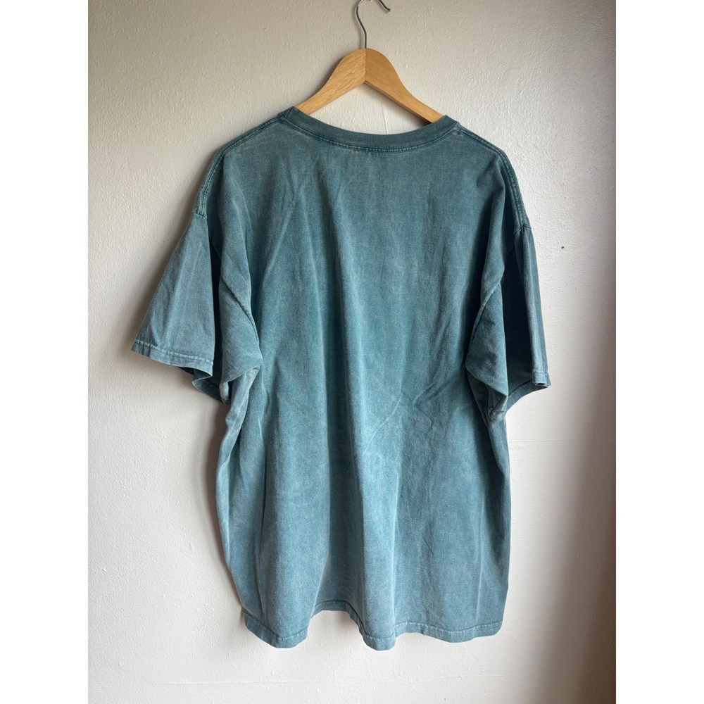 Tyca Westport Massachusetts 02790 Embossed Graphic T-Shirt Mens XL Teal USA Made - Picture 2 of 6